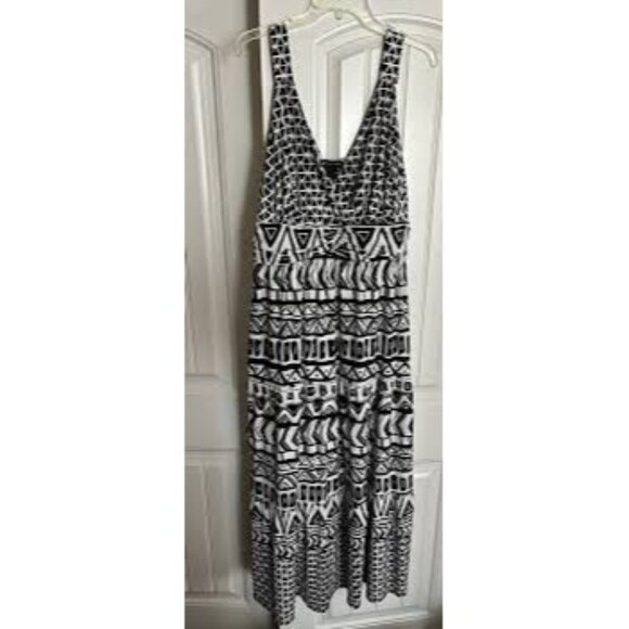 INC International Concepts Black White Geometric Printed Maxi Dress Size 3XL - Picture 1 of 9